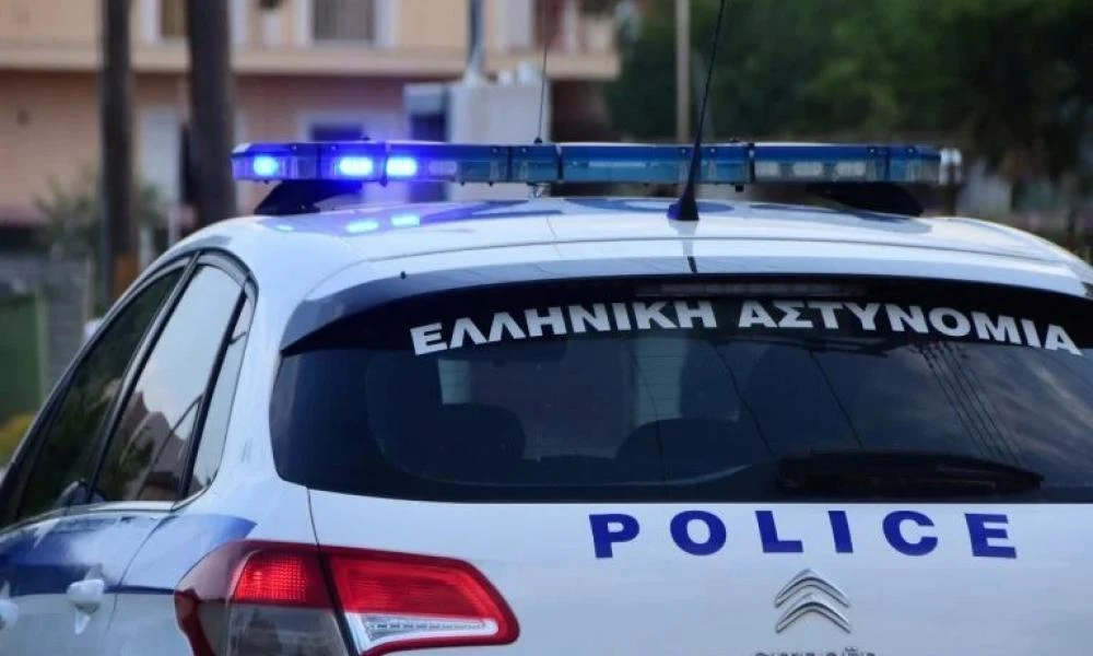 Νίσυρος: Συνελήφθη λίγο αφότου παραδόθηκε στην Ασφάλεια Ηρακλείου ο αρχαιοφύλακας
